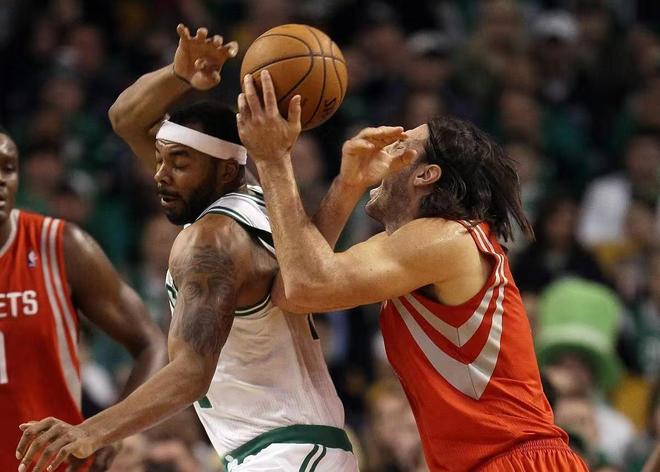 灰熊险胜鹈鹕,巴图姆打破历史纪录的简单介绍 灰熊险胜鹈鹕,巴图姆打破历史纪录的简单介绍