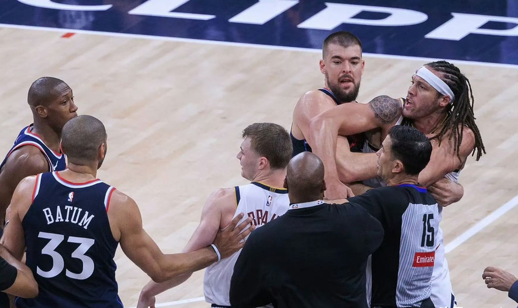 九游娱乐入口-关于掘金轻取公牛，塔图姆打破历史纪录的信息