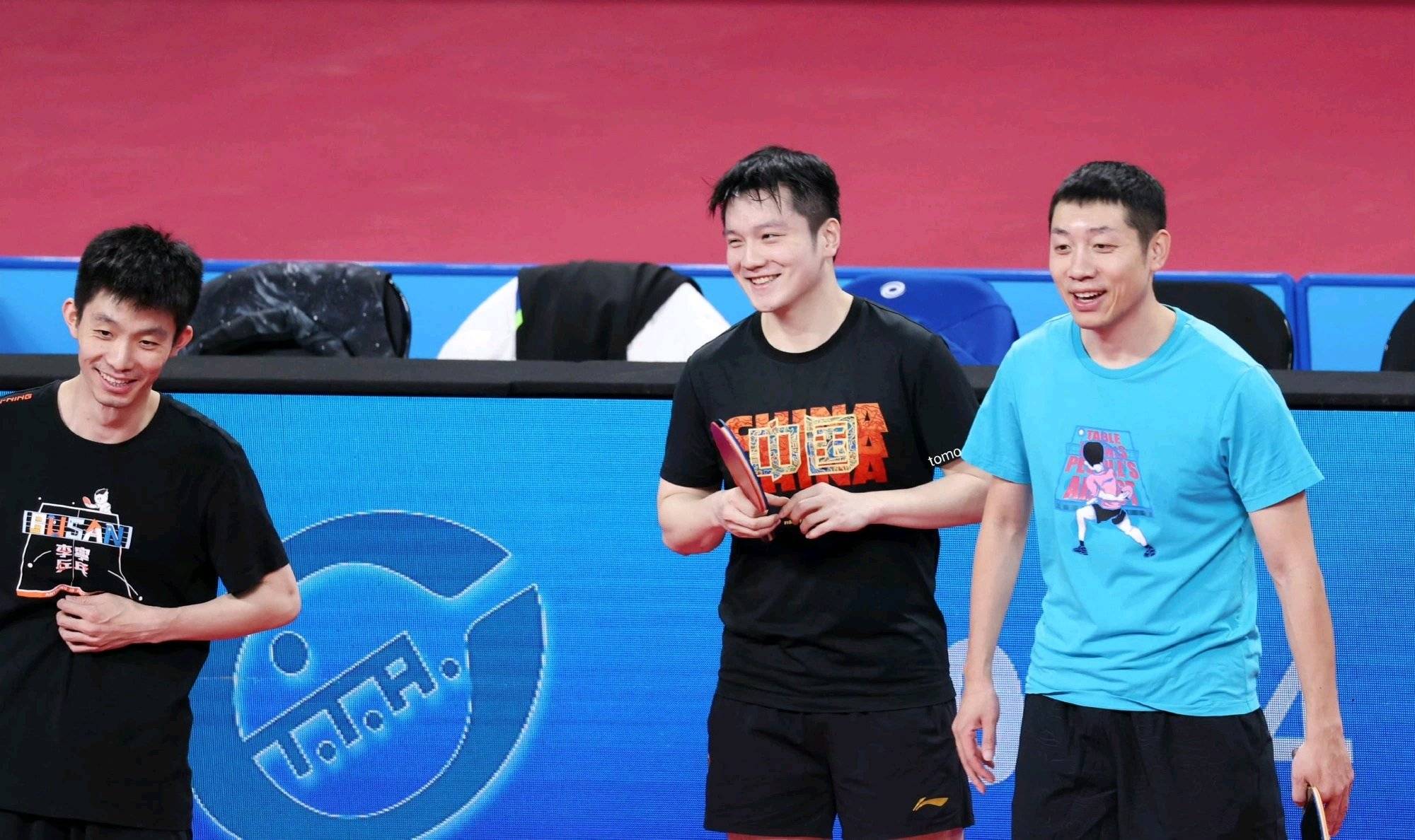 日本乒乓球队险胜韩国乒乓球队，许昕制霸全场的简单介绍