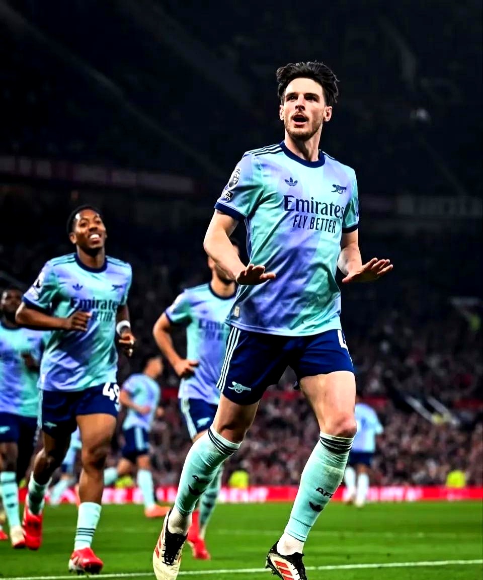 九游娱乐-阿森纳客场不敌曼联，遭遇连败