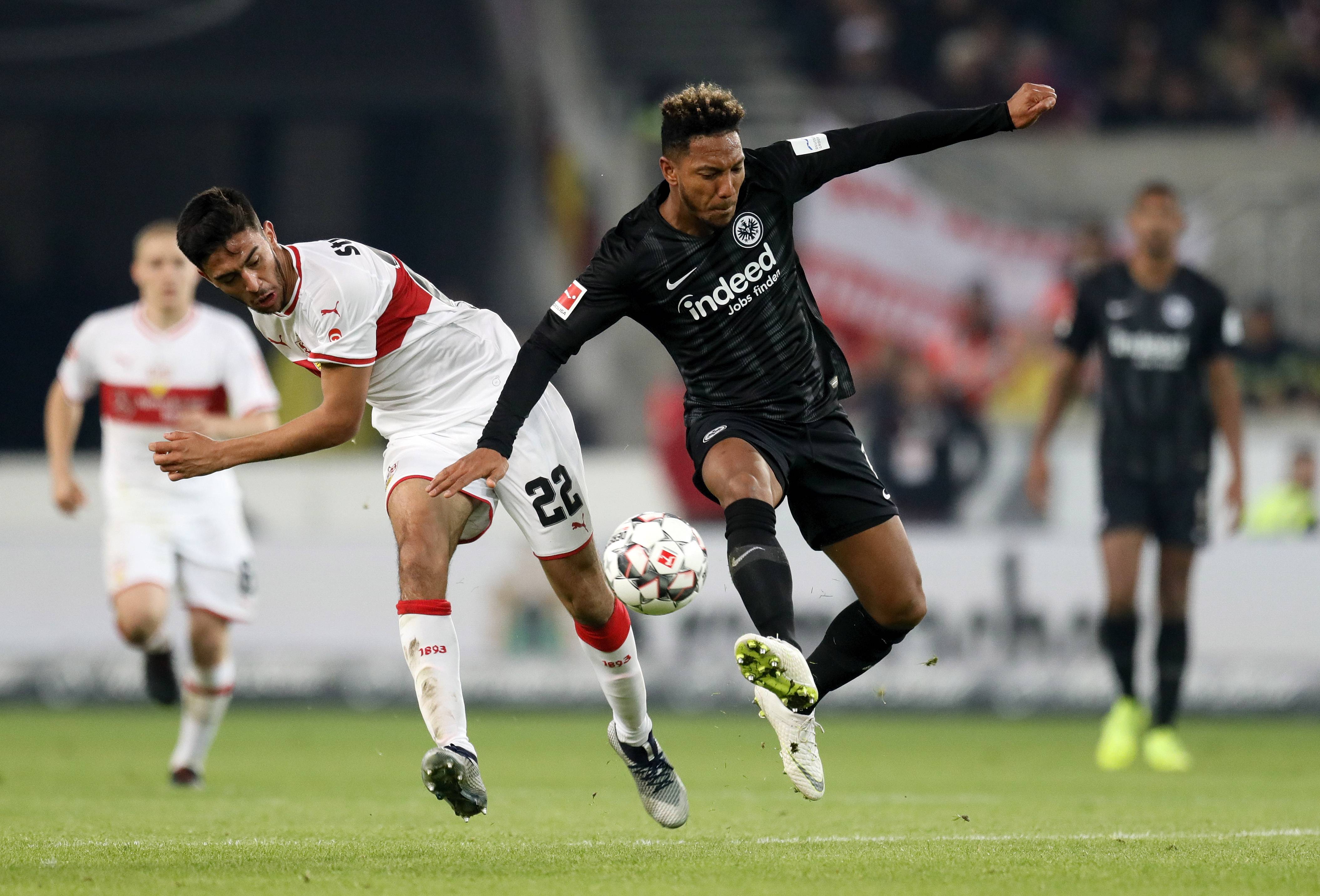 莱斯特城客场惨败,遭遇保级压力 莱斯特城客场惨败,遭遇保级压力