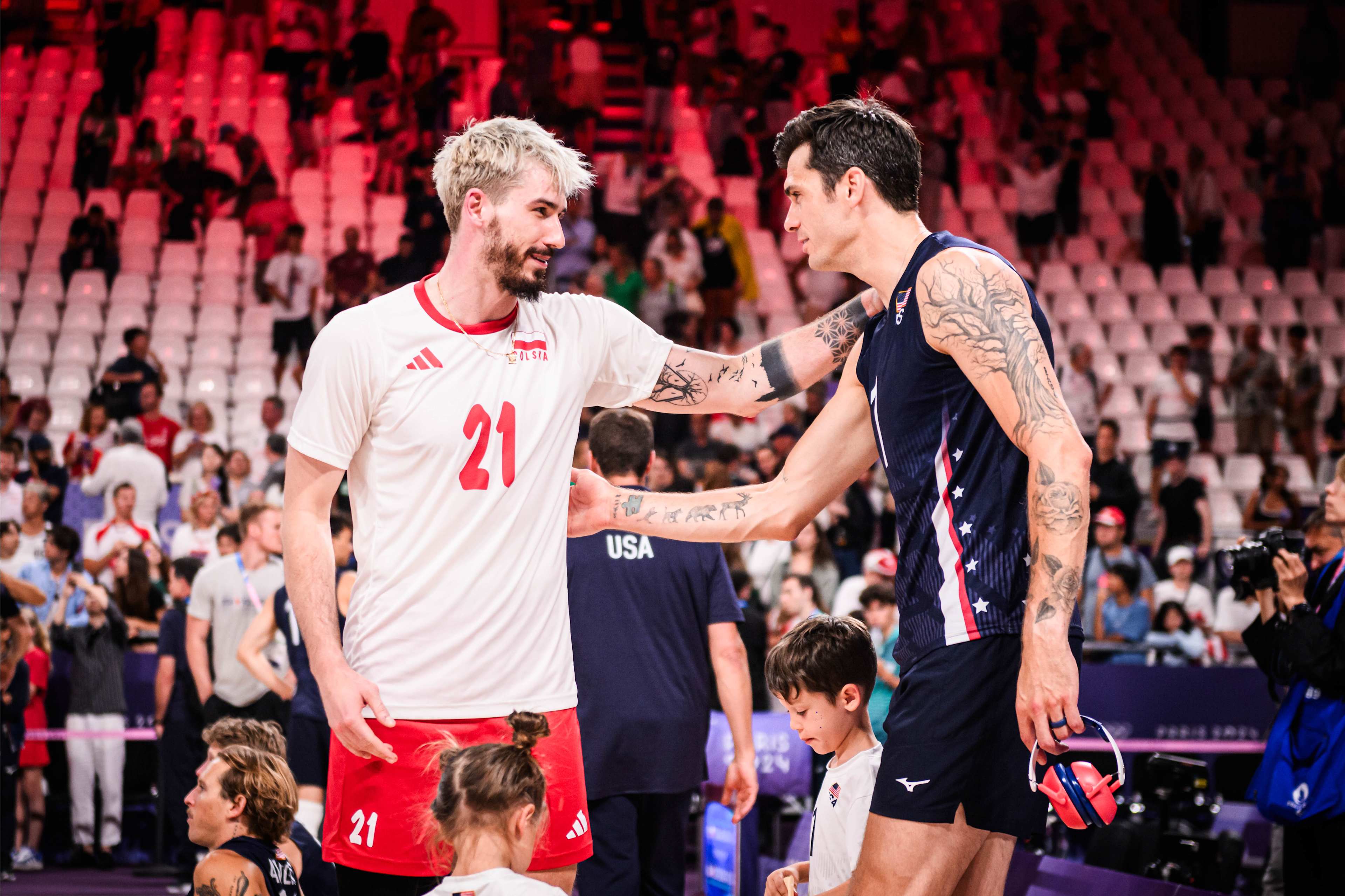 九游体育官方入口-包含法国队险胜波兰队,张本智和统治全场的词条