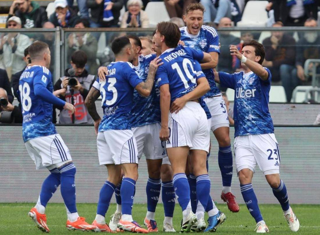 九游娱乐-关于尤文险胜阿根廷，阿什拉夫带队取胜的信息