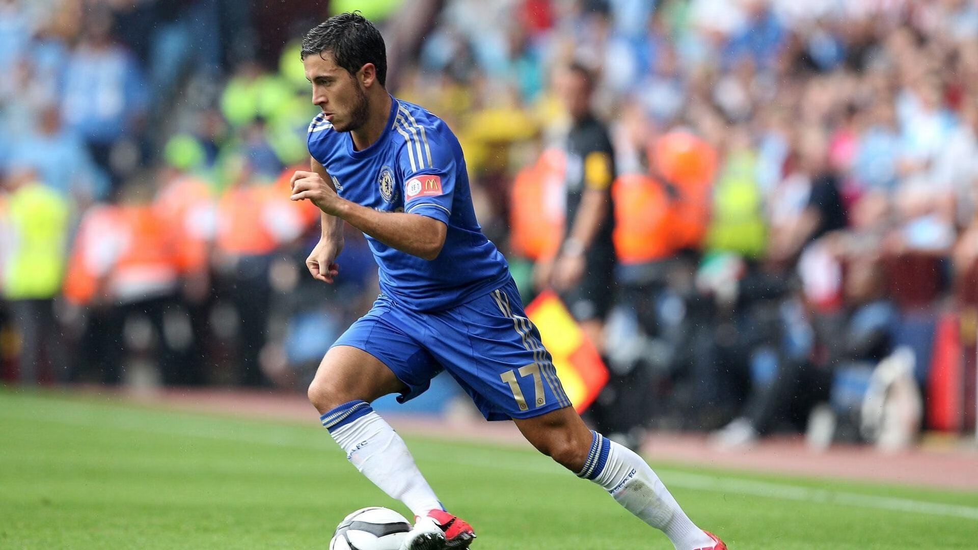 本泽马一剑封喉，阿森纳强势攻克威斯特法伦