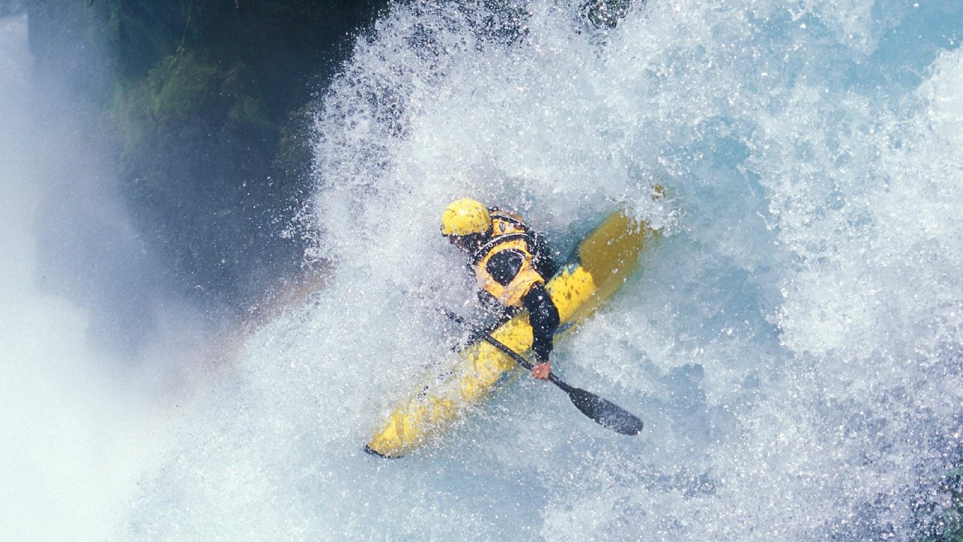 冰岛稳稳拿下里昂，克瓦拉茨赫利亚主宰比赛走向